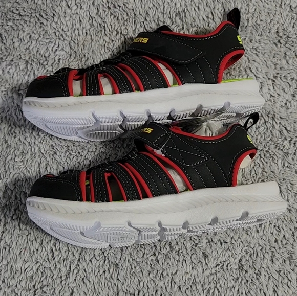 Brand New In Box Skechers Boys Youth Size 1 Sandals - Picture 8 of 10